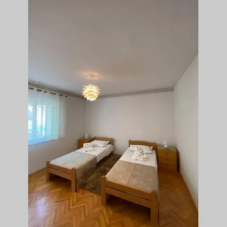 Comfy In A Quiet Neighborhood * شيبينيك