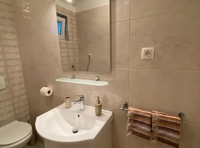 Comfy In A Quiet Neighborhood Šibenik